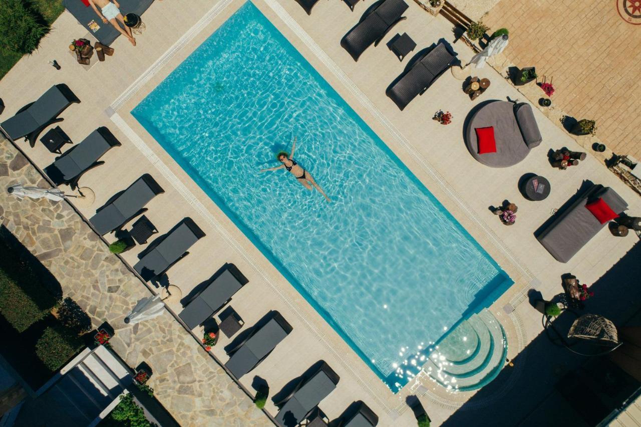 Villa Corali Apartments Sea Breath & Pool 아모우디 외부 사진
